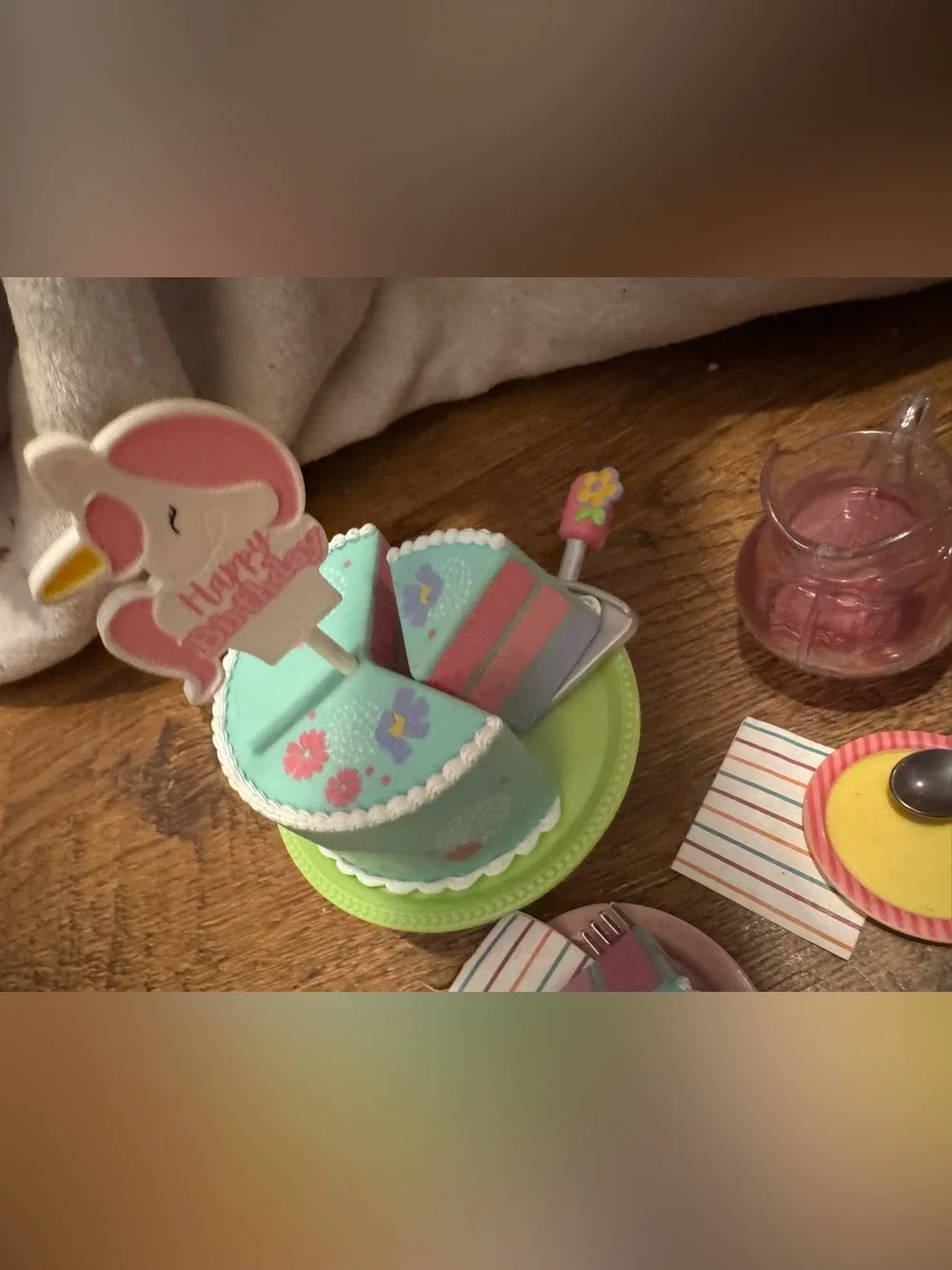 American Girl Wellie Wishers Birthday Celebration cake & lemonade set AG